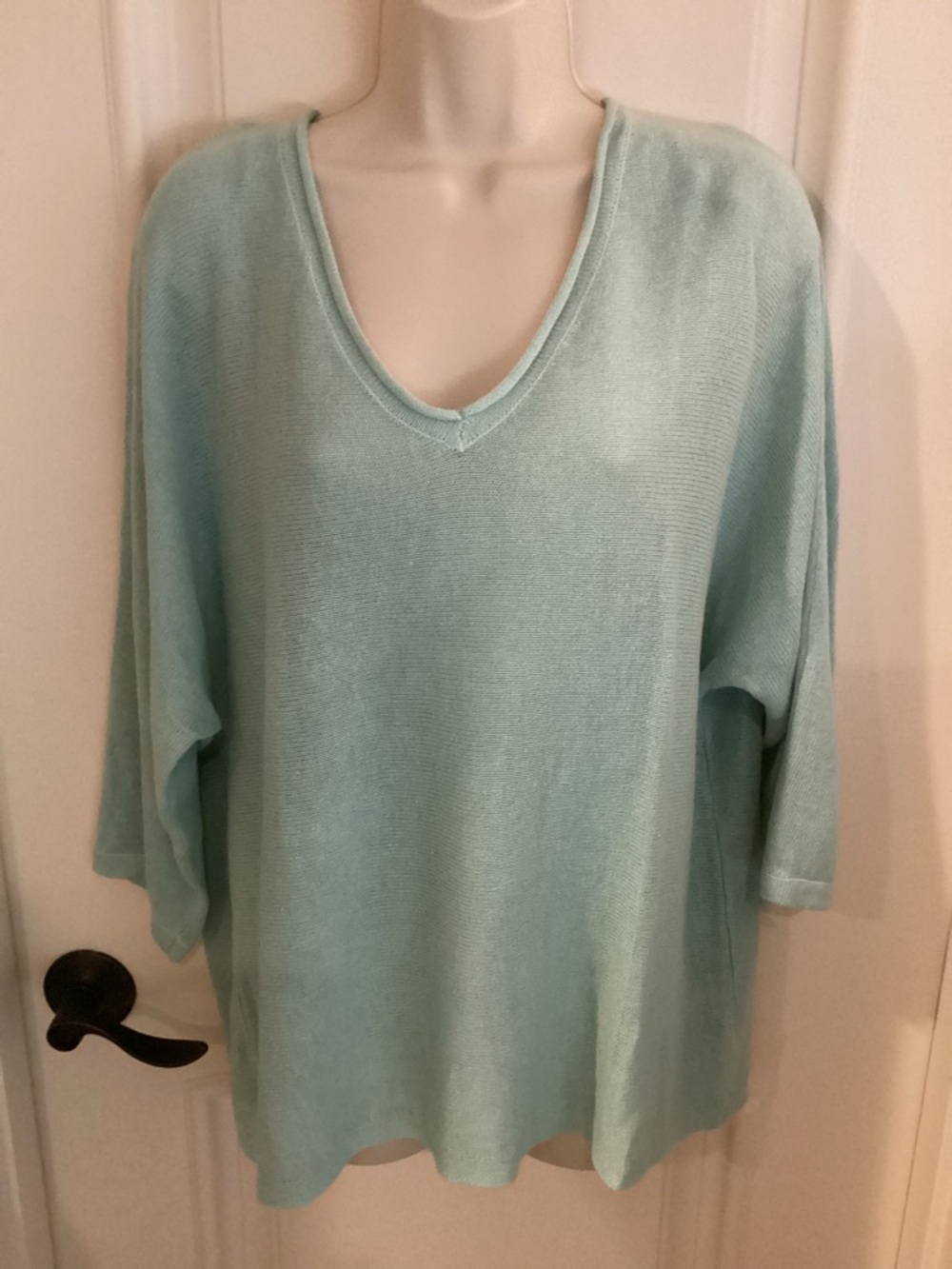 Tahari Mint Crewneck Sweater